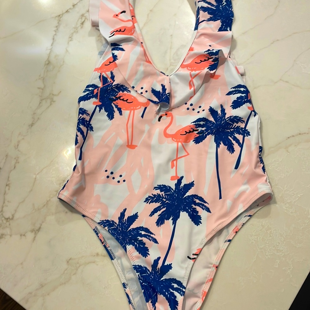 SEXY ONE PIECE SWIMSUIT